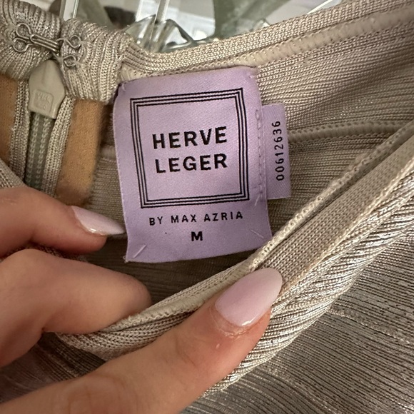 HERVE LEGER METALLIC COATED GOWN - Picture 6 of 6